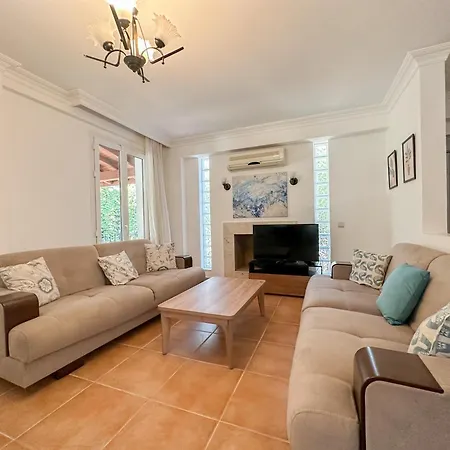 Dylan - Oludeniz,fethiye Φετιγιέ